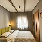 Appartement Old Town Premium Apartments- Free Parking *