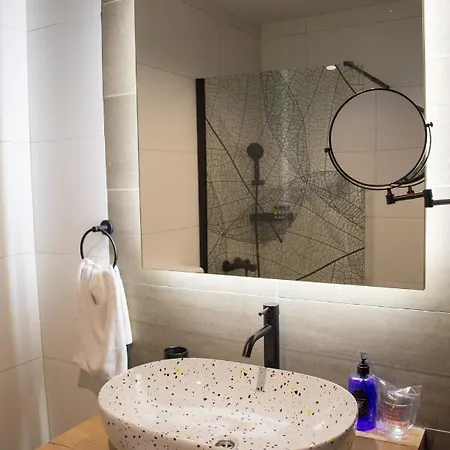 Old Town Premium Apartments- Free Parking 아파트 *