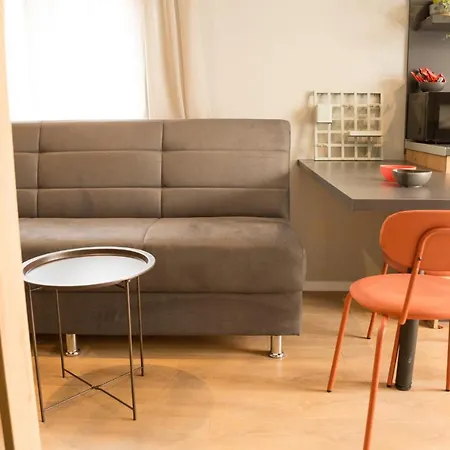Old Town Premium Apartments- Free Private Parking For